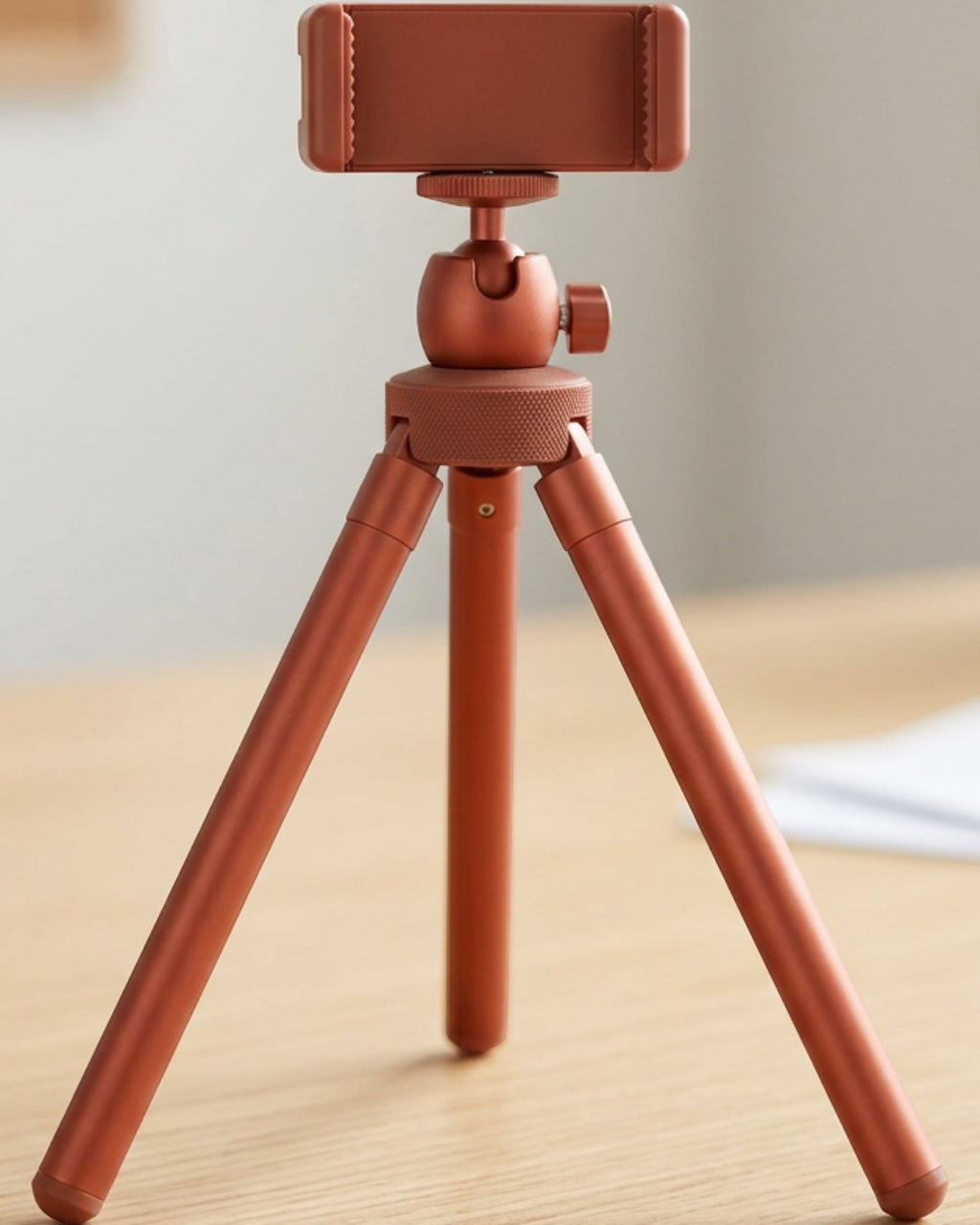 Fory Mini Tabletop Phone Tripod 18-31 cm Terracotta - Lifestyle view